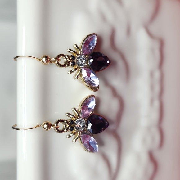 “Queen Bee” Royal Purple/White Crystal Bees 14kt Gold Hook Earrings 1" Length - Picture 3 of 4